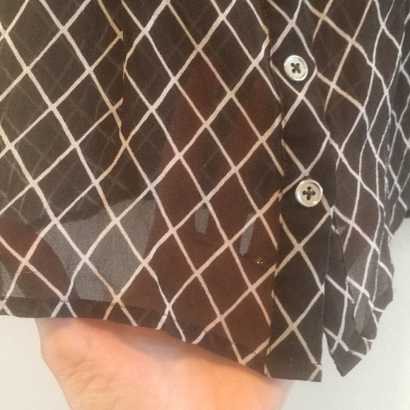 Express blouse🌼 - Picture 5 of 5